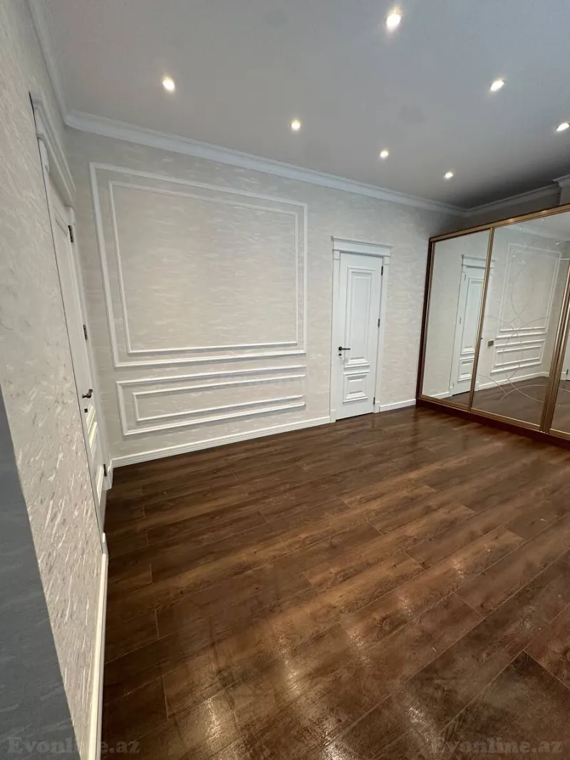 Satılır 5 otaqlı Mənzil Yeni tikili 265 m² 8 Noyabr m. - şəkil 9