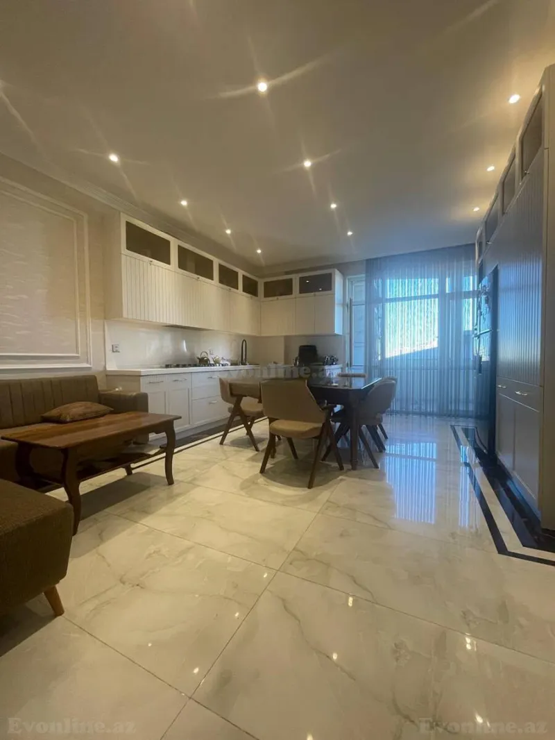 Satılır 5 otaqlı Mənzil Yeni tikili 265 m² 8 Noyabr m. - şəkil 12
