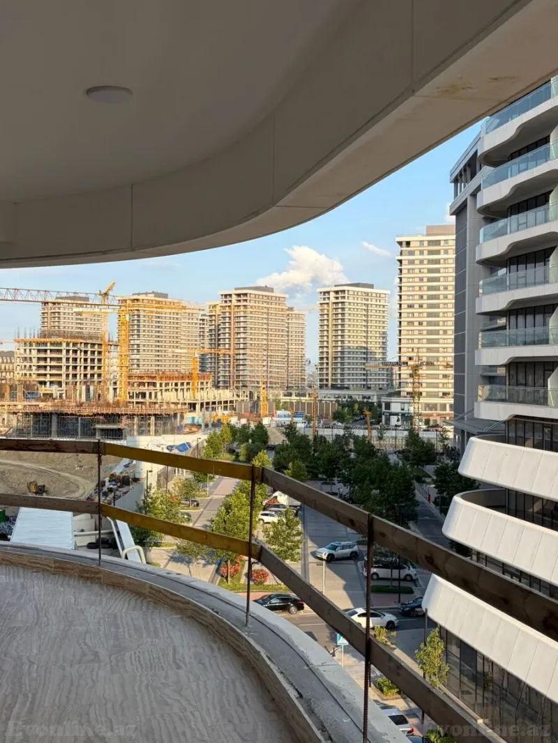 Satılır 4 otaqlı Mənzil Yeni tikili 215 m² Ağ şəhər - şəkil 2
