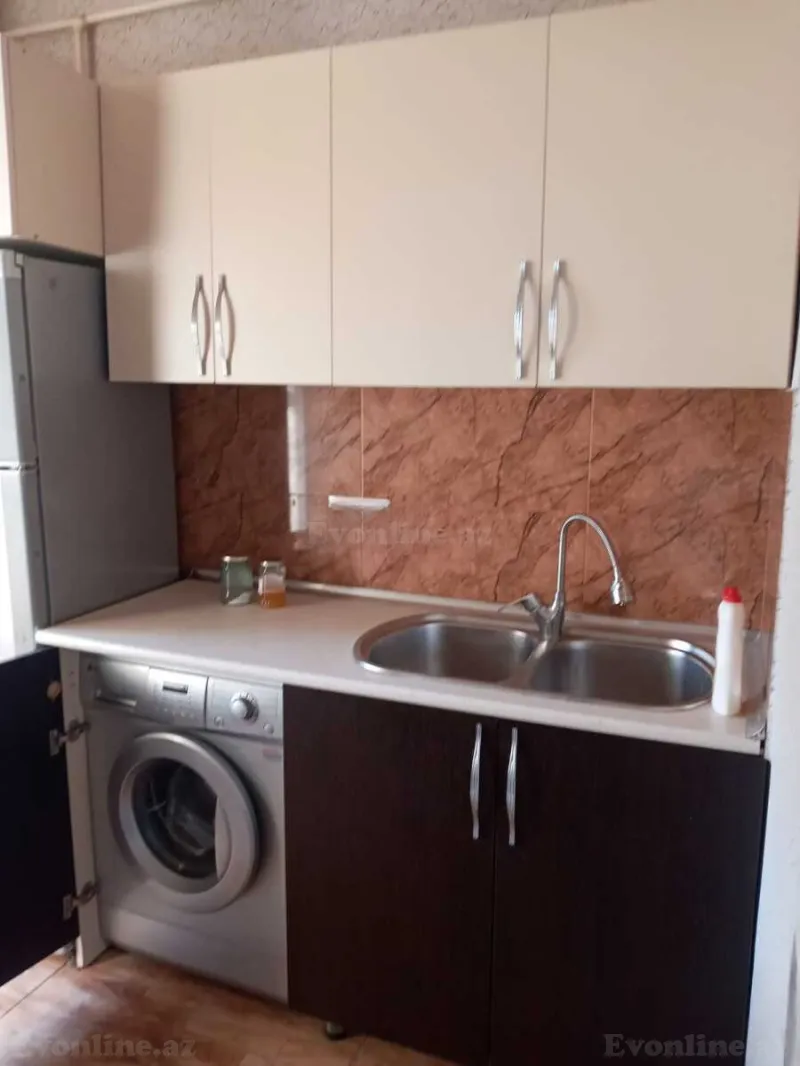 Kirayə verilir 2 otaqlı Mənzil Köhnə tikili 40 m² Elmlər Akademiyası m. - şəkil 8