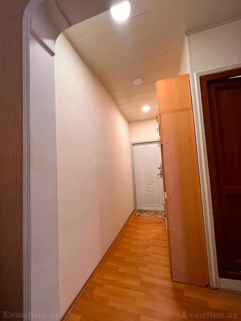Satılır 2 otaqlı Mənzil Köhnə tikili 56 m² Gənclik m. - şəkil 12