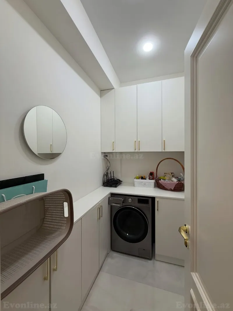 Satılır 4 otaqlı Mənzil Yeni tikili 180 m² Nəsimi r. - şəkil 9