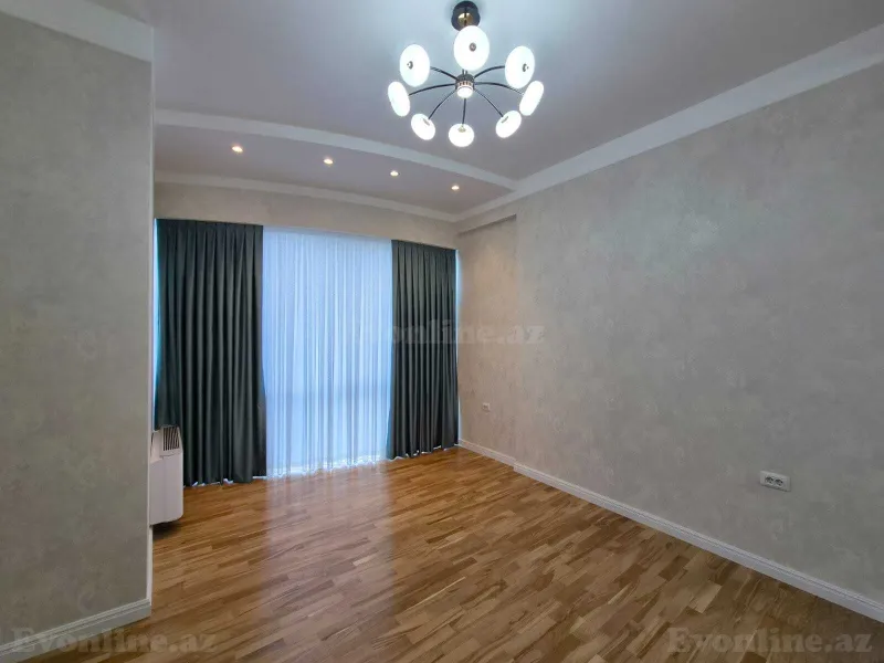 Satılır 3 otaqlı Mənzil Yeni tikili 153 m² 28 May m. - şəkil 4