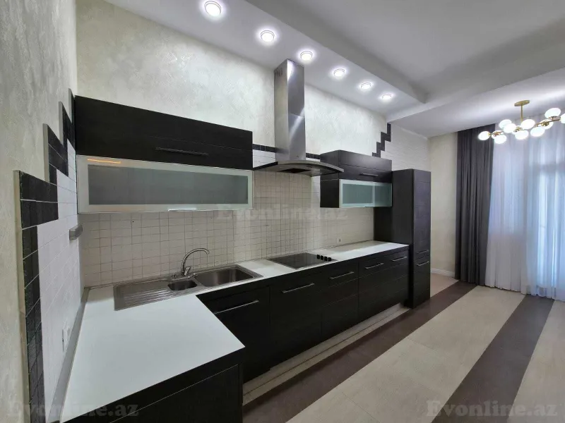 Satılır 3 otaqlı Mənzil Yeni tikili 153 m² 28 May m. - şəkil 9