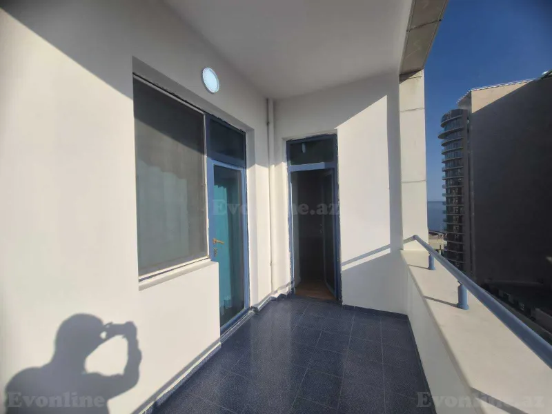 Satılır 3 otaqlı Mənzil Yeni tikili 153 m² 28 May m. - şəkil 13