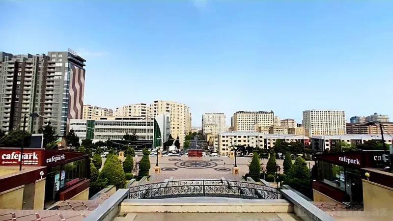 3 otaqlı Mənzil 90 m² Elmlər Akademiyası m. Satılır