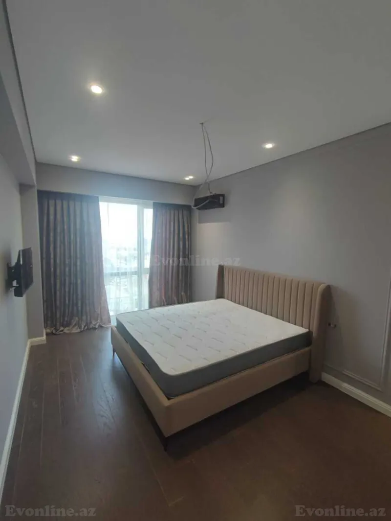 Kirayə verilir 4 otaqlı Mənzil Yeni tikili 129 m² Bakmil m. - şəkil 5