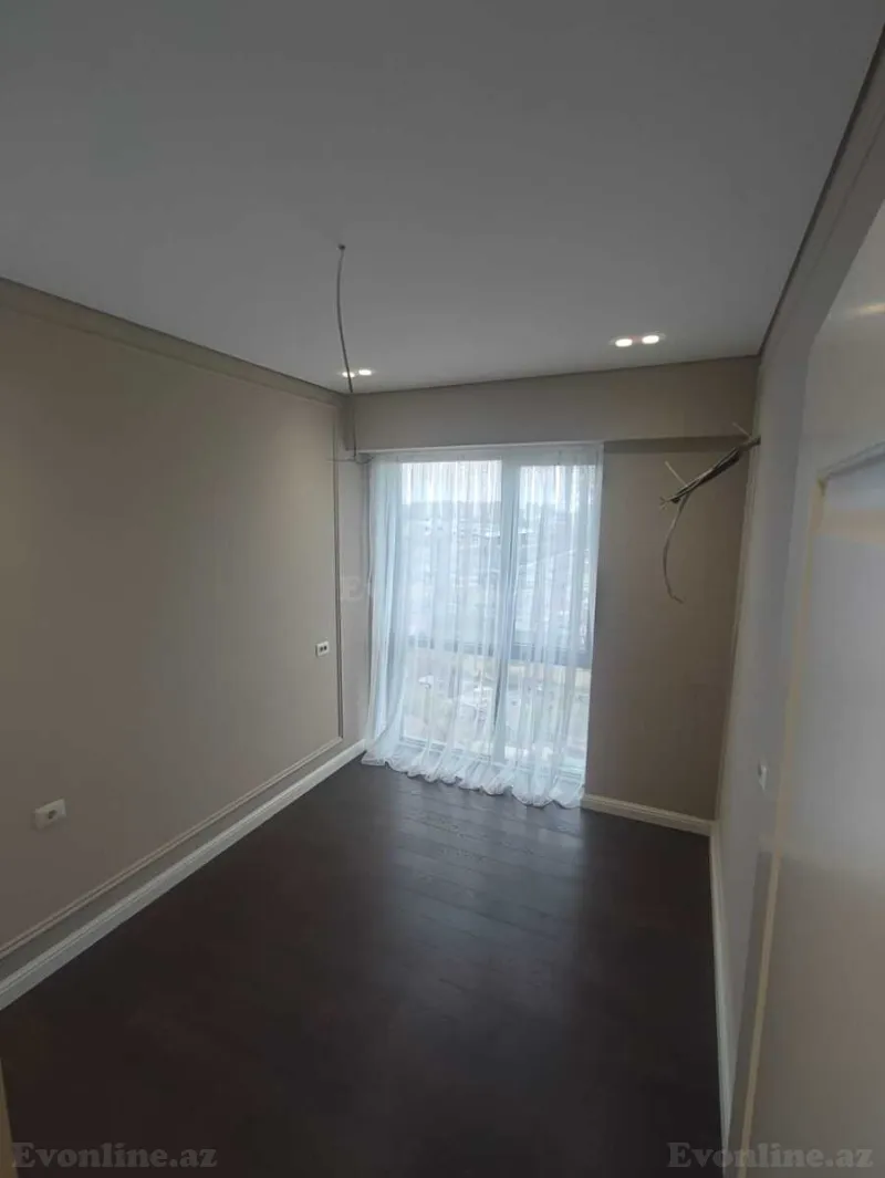 Kirayə verilir 4 otaqlı Mənzil Yeni tikili 129 m² Bakmil m. - şəkil 7