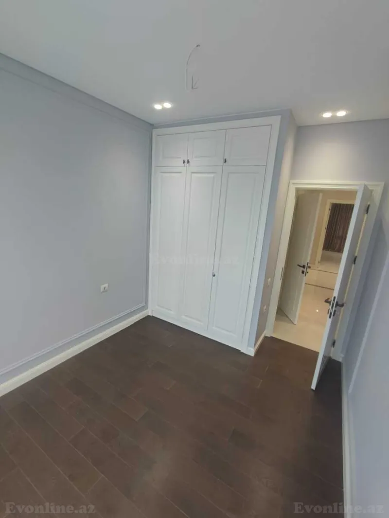 Kirayə verilir 4 otaqlı Mənzil Yeni tikili 129 m² Bakmil m. - şəkil 17