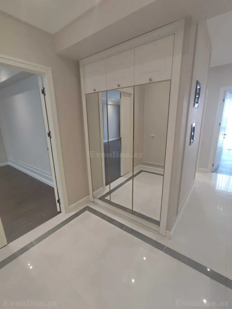 Kirayə verilir 4 otaqlı Mənzil Yeni tikili 129 m² Bakmil m. - şəkil 25