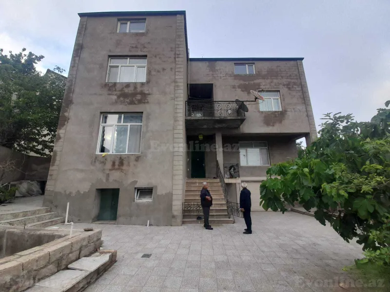 Satılır 7 otaqlı Həyət evi 500 m² Badamdar