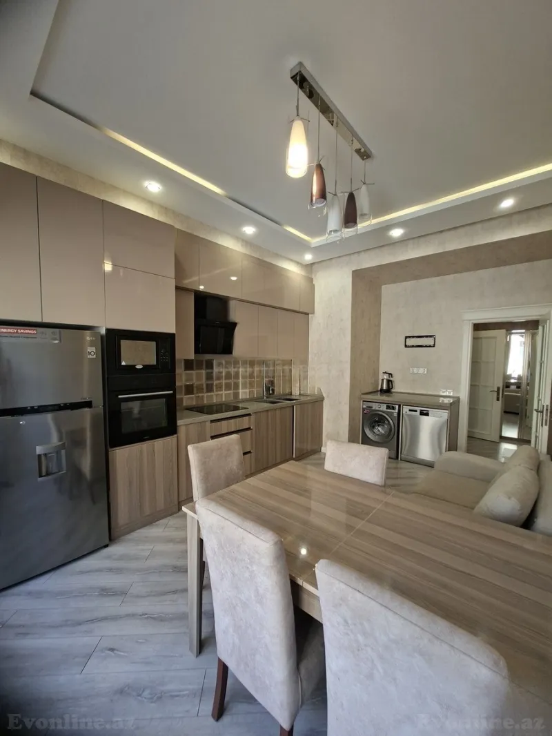 Satılır 3 otaqlı Mənzil Yeni tikili 121 m² Xətai r. - şəkil 2