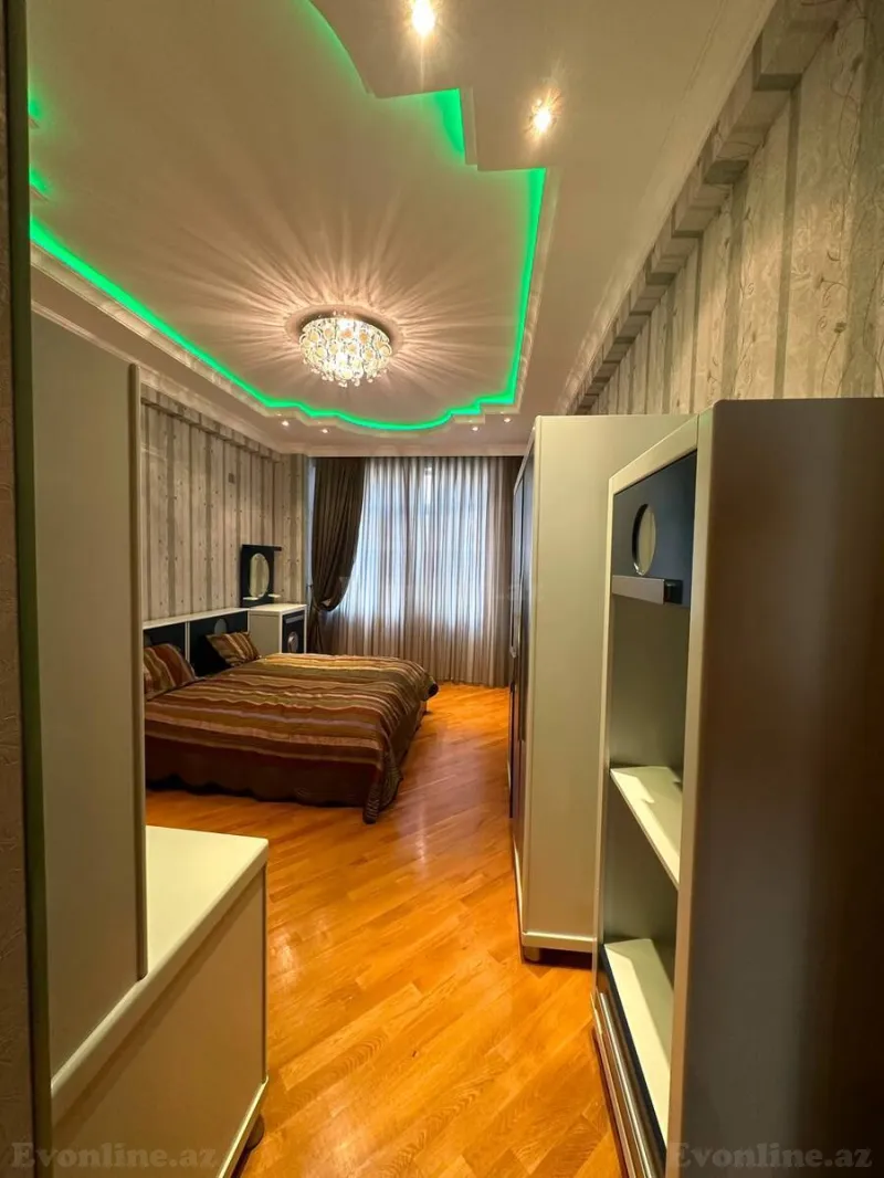 Kirayə verilir 4 otaqlı Mənzil Yeni tikili 220 m² Gənclik m. - şəkil 10