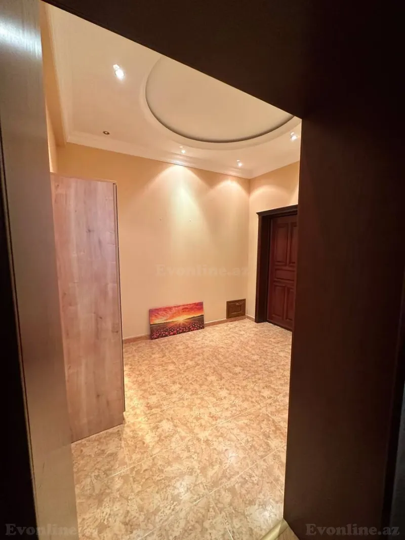 Kirayə verilir 4 otaqlı Mənzil Yeni tikili 220 m² Gənclik m. - şəkil 16