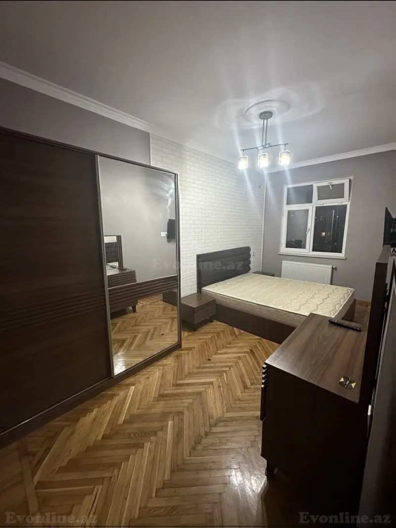 Kirayə verilir 2 otaqlı Mənzil Köhnə tikili 50 m² Memar Əcəmi m. - şəkil 3
