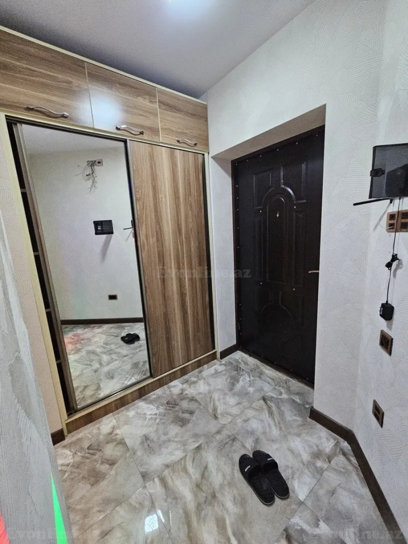 Satılır 3 otaqlı Mənzil Yeni tikili 100 m² 8 Noyabr m. - şəkil 3