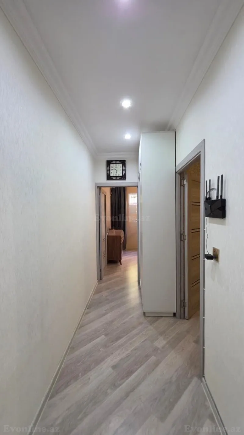 Satılır 2 otaqlı Mənzil Köhnə tikili 60 m² Bakıxanov - şəkil 5