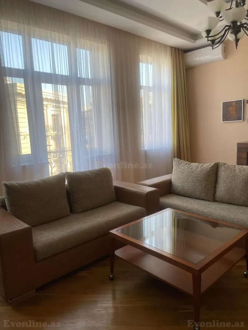 Kirayə verilir 4 otaqlı Mənzil Köhnə tikili 130 m² 28 May m. - şəkil 4