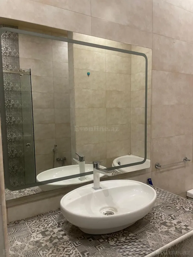 Kirayə verilir 4 otaqlı Mənzil Köhnə tikili 130 m² 28 May m. - şəkil 14