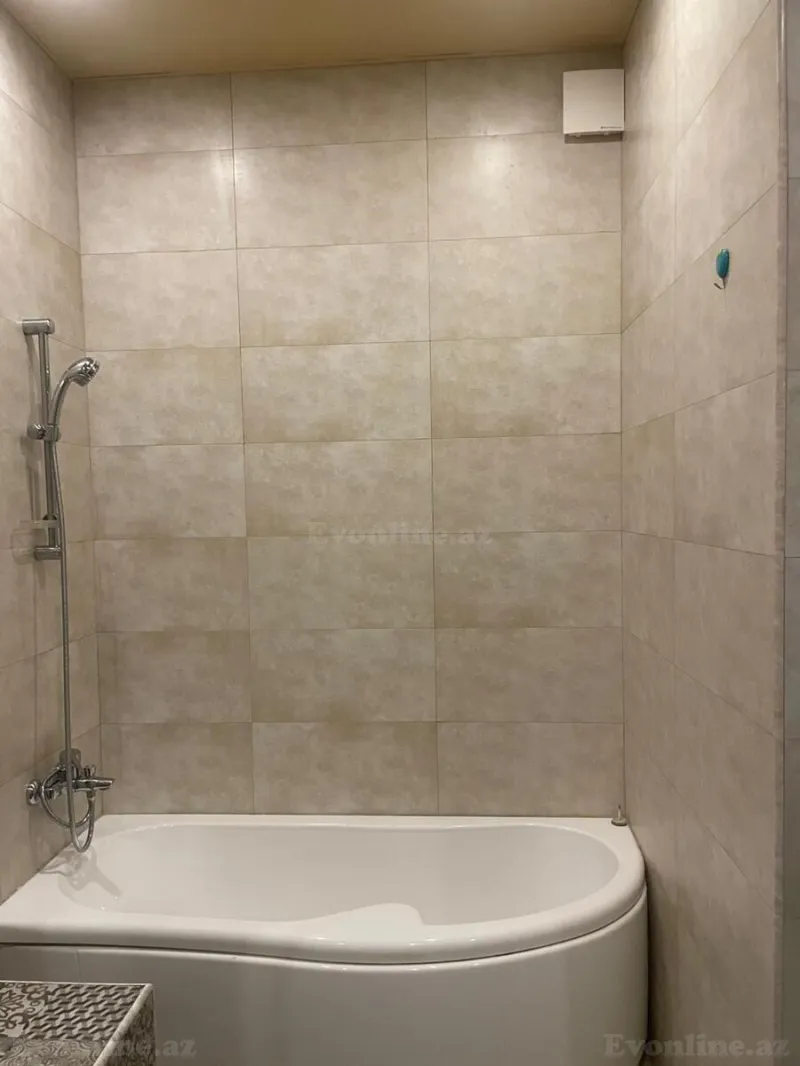Kirayə verilir 4 otaqlı Mənzil Köhnə tikili 130 m² 28 May m. - şəkil 15