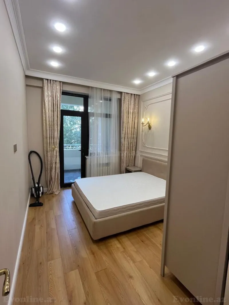 Kirayə verilir 2 otaqlı Mənzil Yeni tikili 55 m² Gənclik m. - şəkil 2