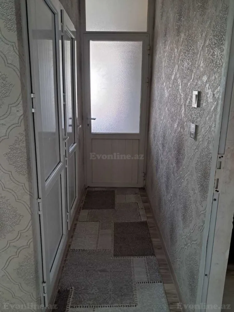 Satılır 3 otaqlı Mənzil Köhnə tikili 70 m² Köhnə Günəşli - şəkil 2