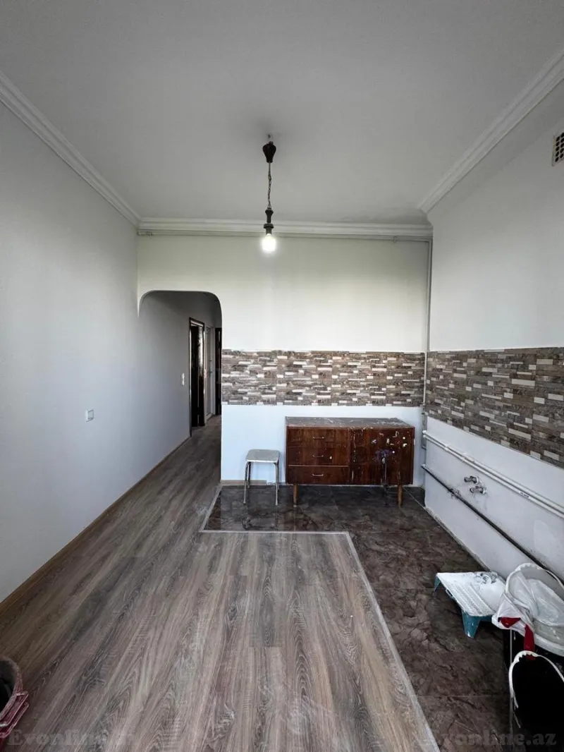 Satılır 2 otaqlı Mənzil Köhnə tikili 65 m² Yeni Yasamal - şəkil 8