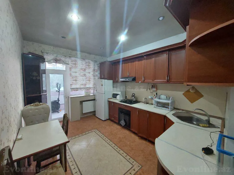 Kirayə verilir 2 otaqlı Mənzil Yeni tikili 90 m² 8 Noyabr m. - şəkil 4