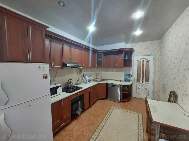Kirayə verilir 2 otaqlı Mənzil Yeni tikili 90 m² 8 Noyabr m. - şəkil 5