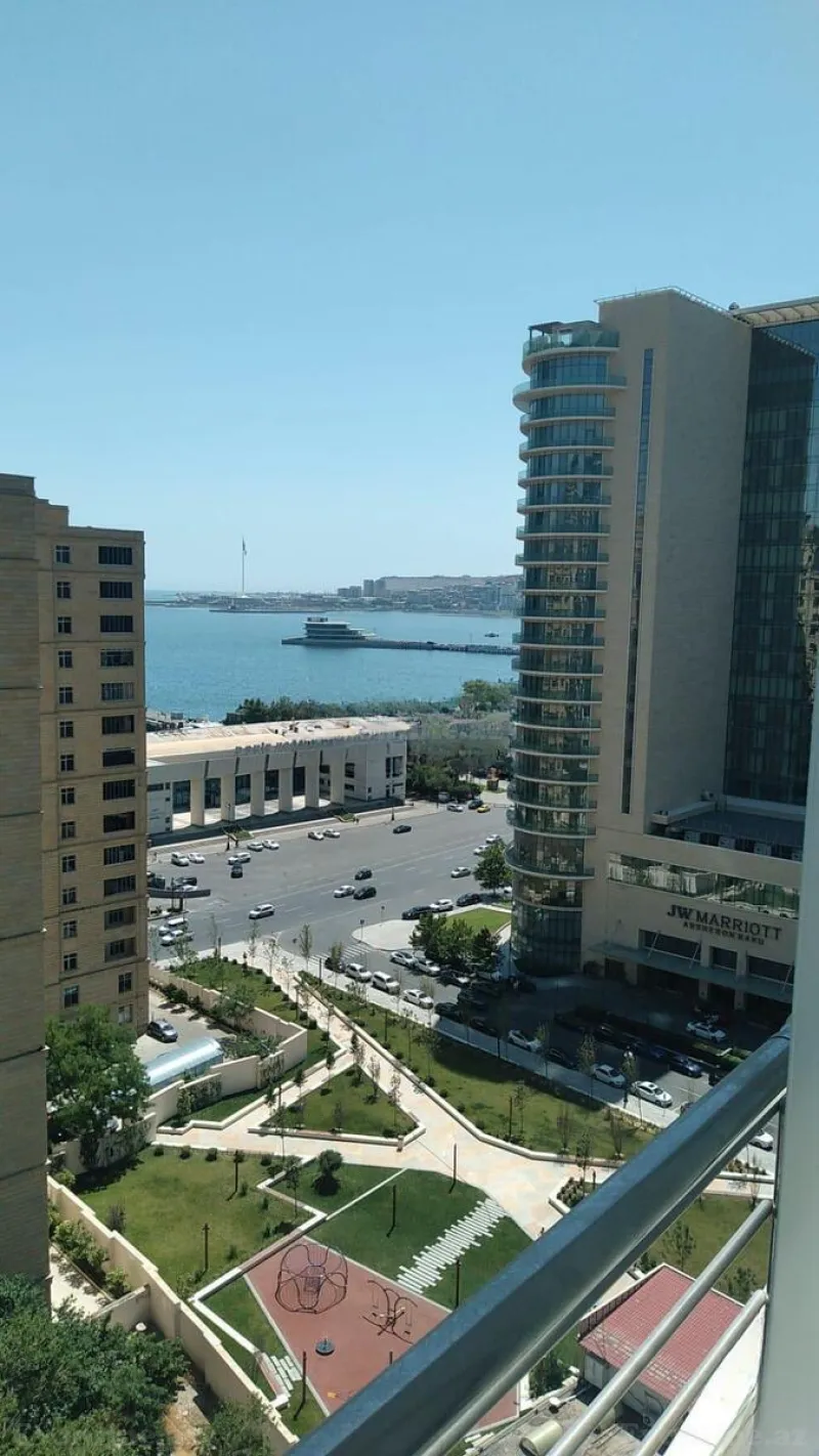 Kirayə verilir 1 otaqlı Mənzil Yeni tikili 52 m² 28 May m.