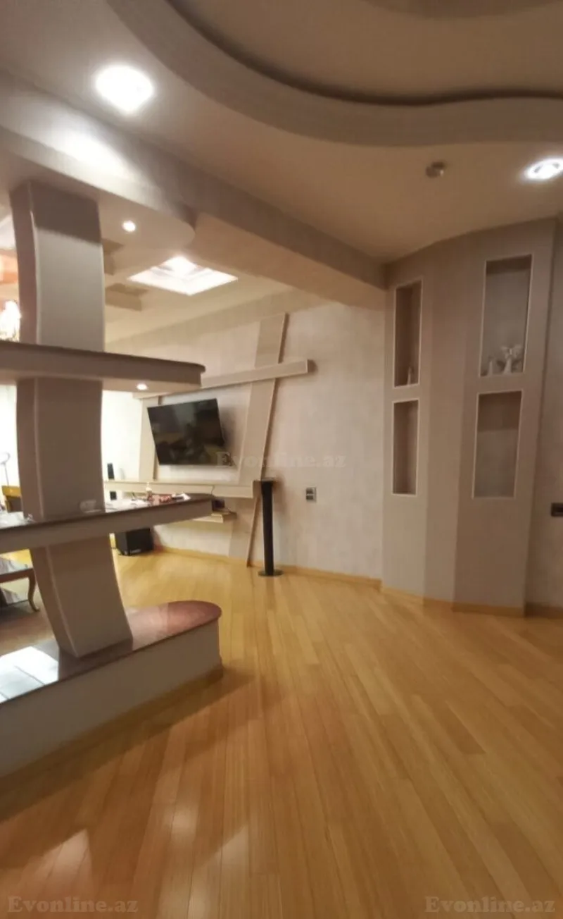 Satılır 4 otaqlı Mənzil Yeni tikili 185 m² Xətai r. - şəkil 5