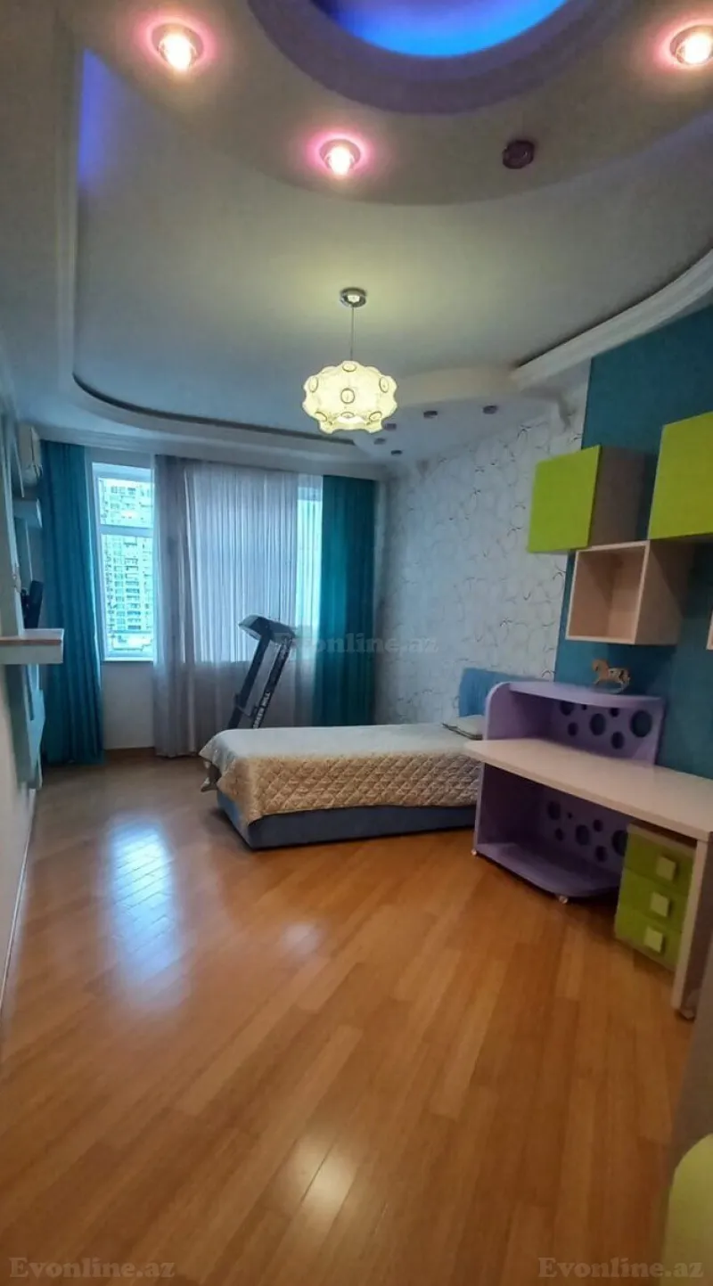 Satılır 4 otaqlı Mənzil Yeni tikili 185 m² Xətai r. - şəkil 15