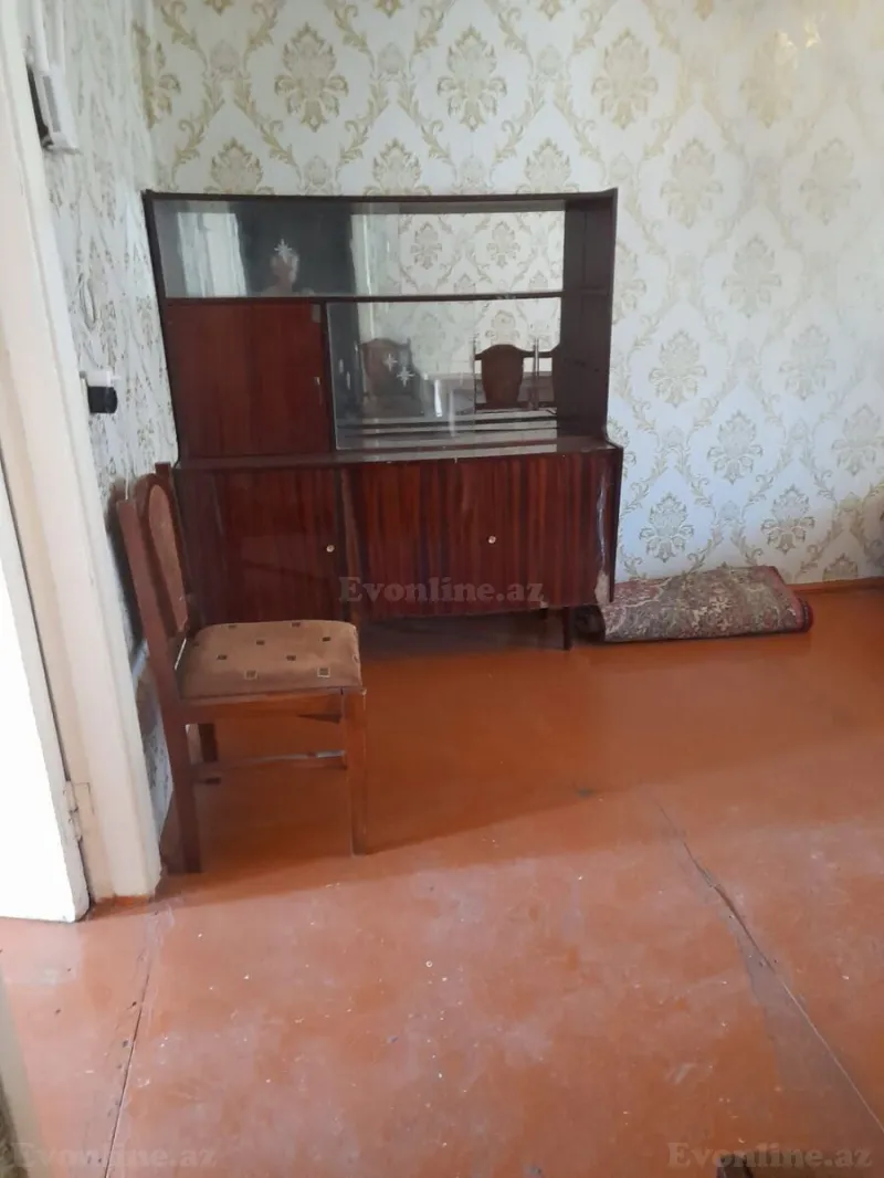 Kirayə verilir 2 otaqlı Mənzil Köhnə tikili 45 m² Memar Əcəmi m. - şəkil 2