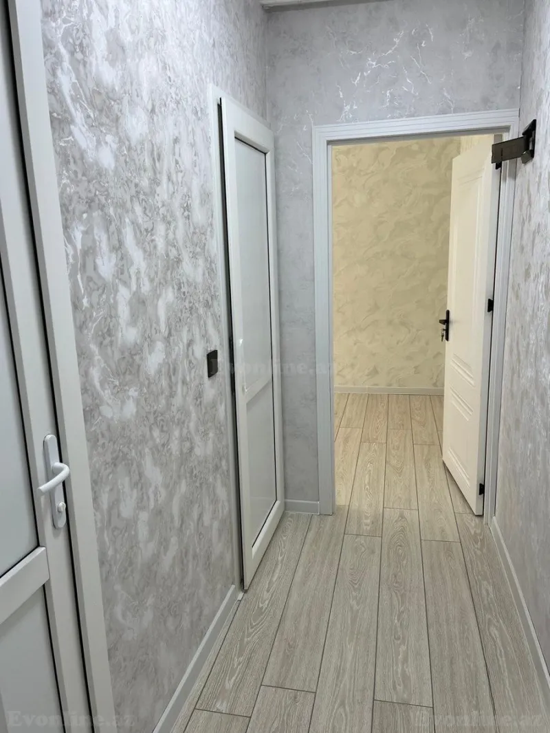 Satılır 2 otaqlı Mənzil Köhnə tikili 48 m² 4-cü mikrorayon - şəkil 11