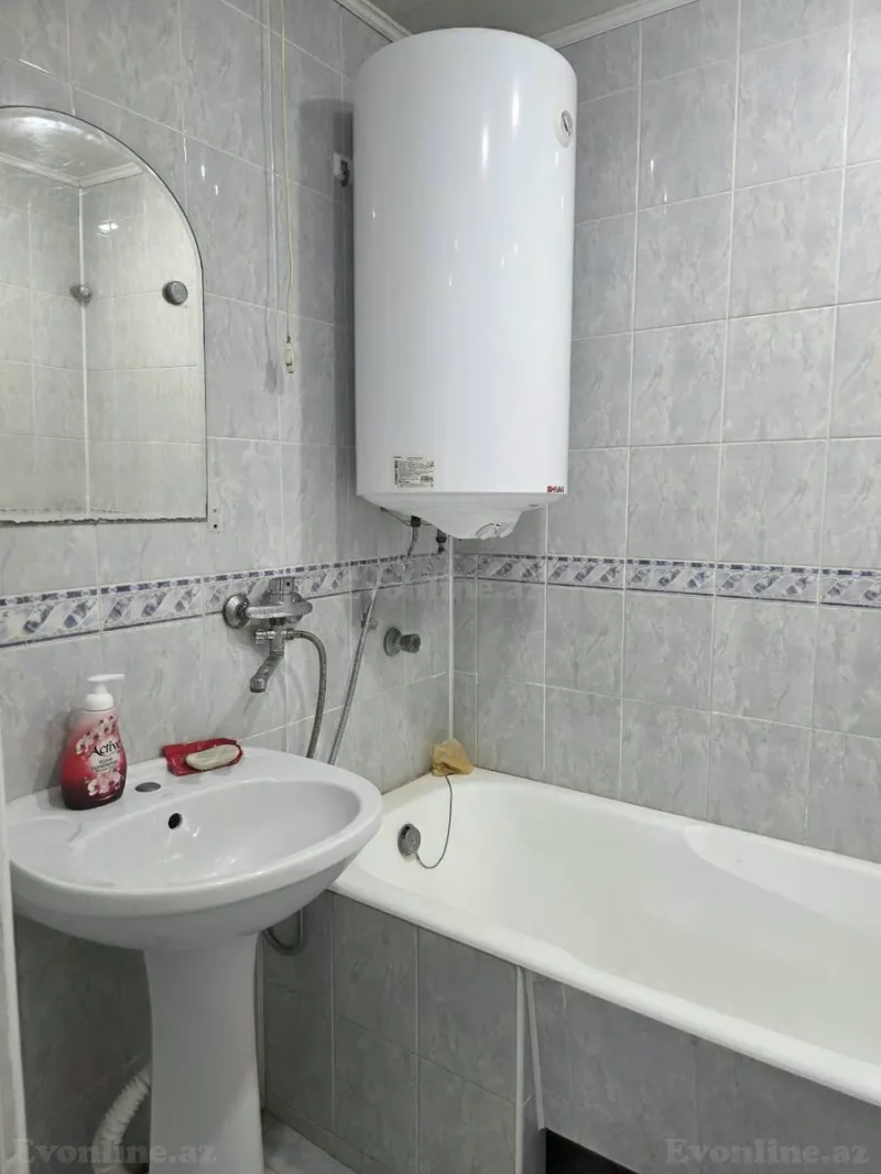 Kirayə verilir 2 otaqlı Mənzil Köhnə tikili 60 m² Nəsimi m. - şəkil 7