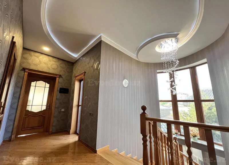 Satılır 9 otaqlı Həyət evi 300 m² Bakıxanov - şəkil 4