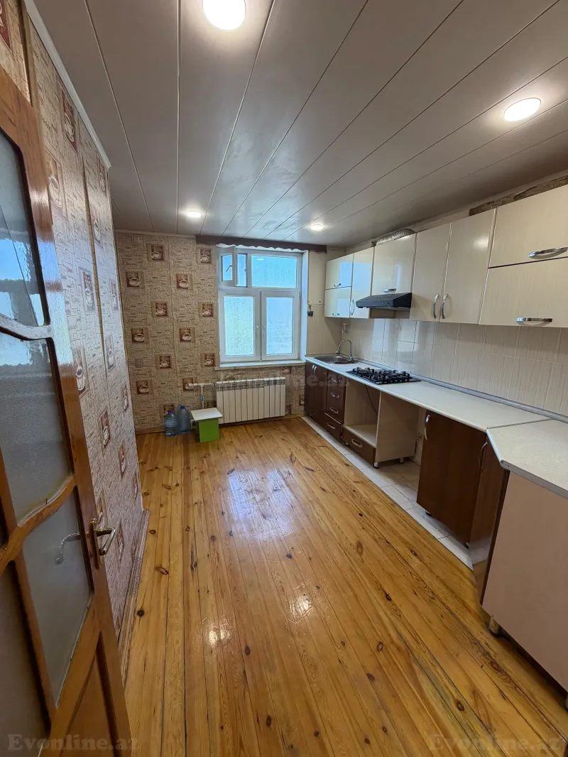 Satılır 3 otaqlı Mənzil Köhnə tikili 76 m² Bakıxanov - şəkil 8