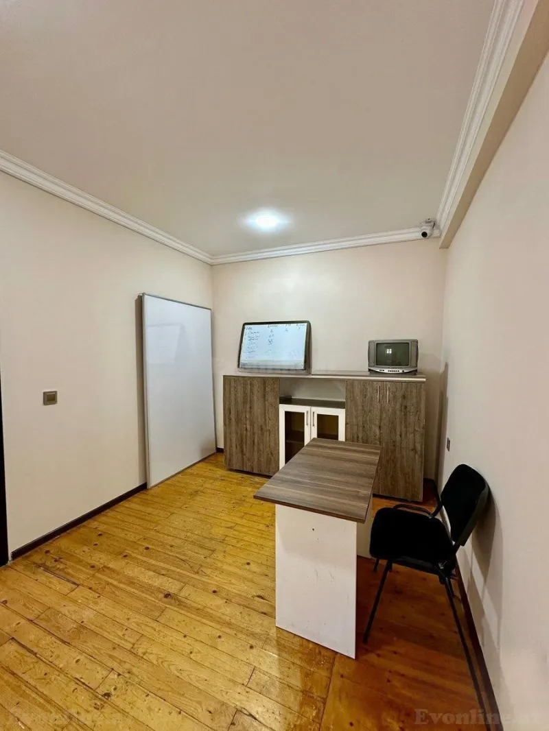 Kirayə verilir Ofis 150 m² Səbail r. - şəkil 7