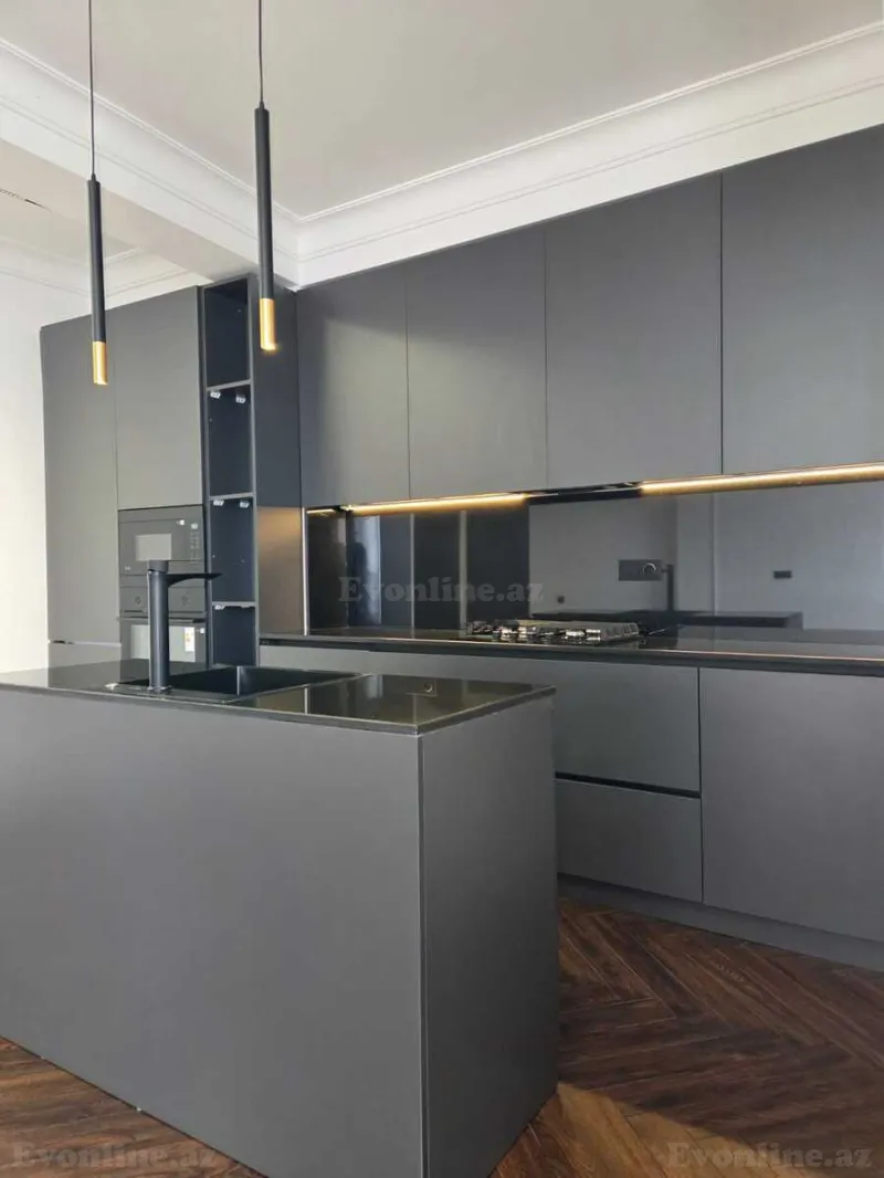 Satılır 3 otaqlı Mənzil Yeni tikili 142 m² Nəsimi r. - şəkil 9