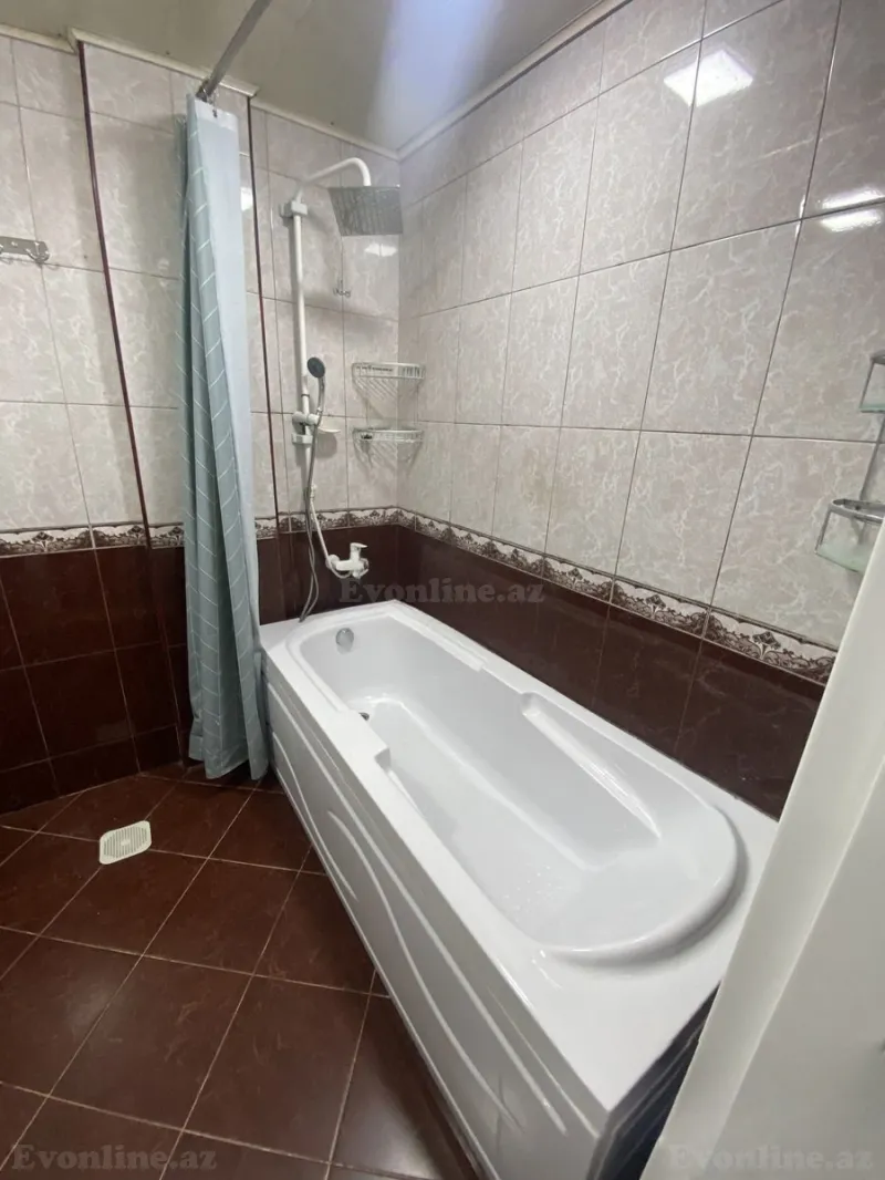 Satılır 2 otaqlı Mənzil Köhnə tikili 62 m² Yasamal - şəkil 13