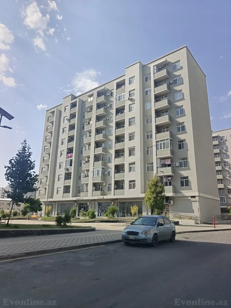 4 otaqlı Mənzil 100 m² Suraxanı r. Satılır