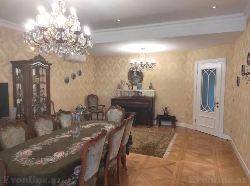 Satılır 3 otaqlı Mənzil Yeni tikili 131 m² 28 May m. - şəkil 2