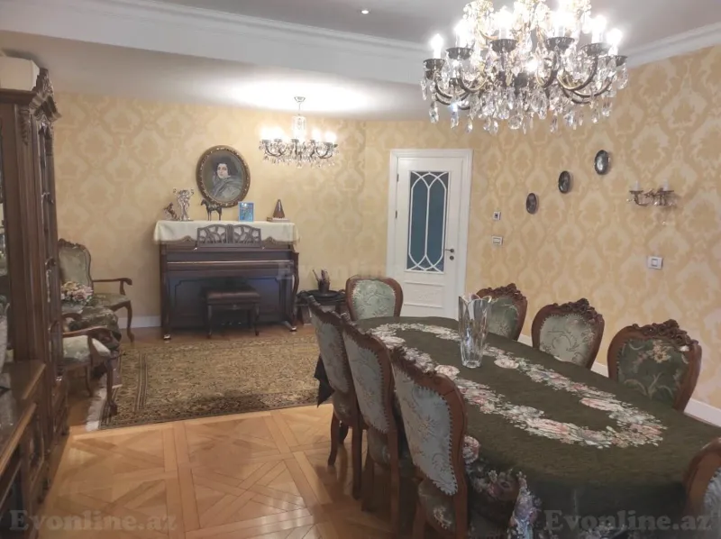 Satılır 3 otaqlı Mənzil Yeni tikili 131 m² 28 May m. - şəkil 3