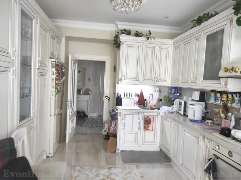 Satılır 3 otaqlı Mənzil Yeni tikili 131 m² 28 May m. - şəkil 5