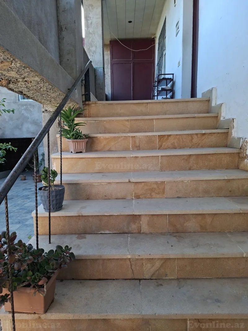 3 otaqlı Həyət evi 120 m² Lökbatan Satılır