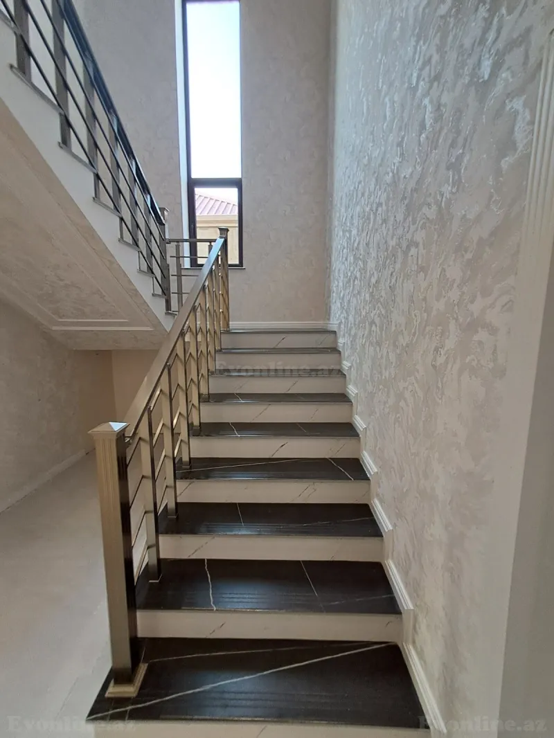 Satılır 6 otaqlı Həyət evi 250 m² Biləcəri - şəkil 9