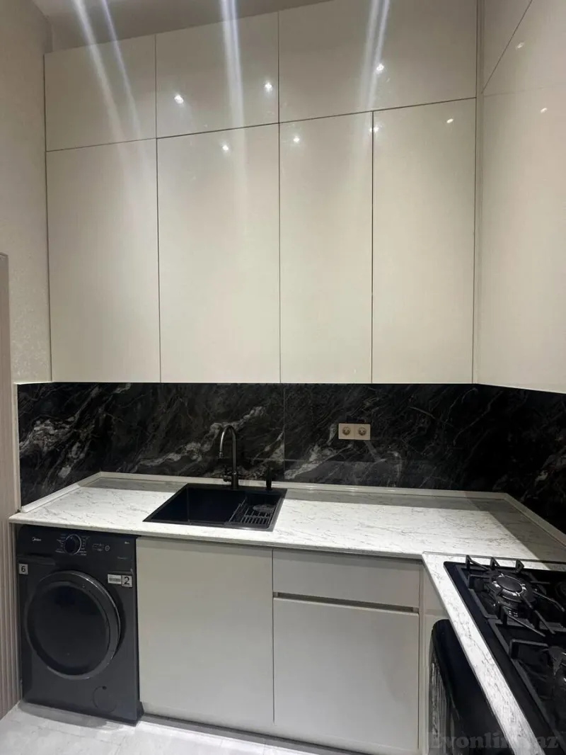 Satılır 2 otaqlı Mənzil Yeni tikili 75 m² Nərimanov r. - şəkil 7