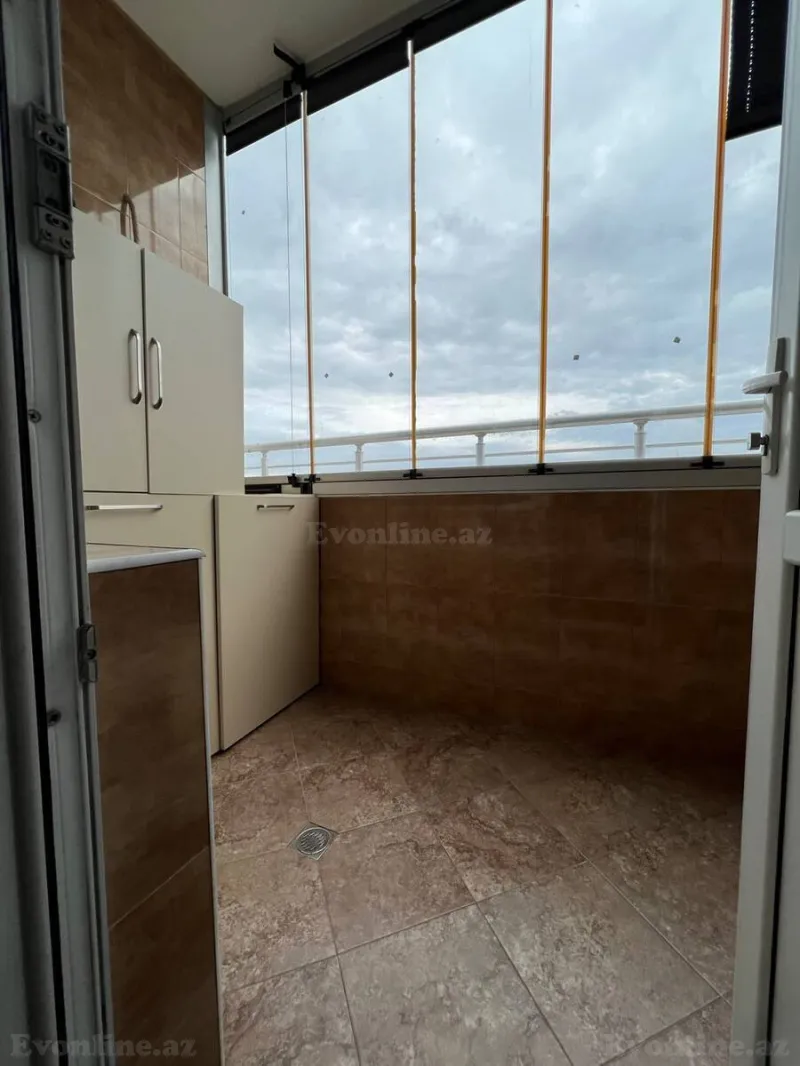 Satılır 2 otaqlı Mənzil Yeni tikili 90 m² 7-ci mikrorayon - şəkil 11