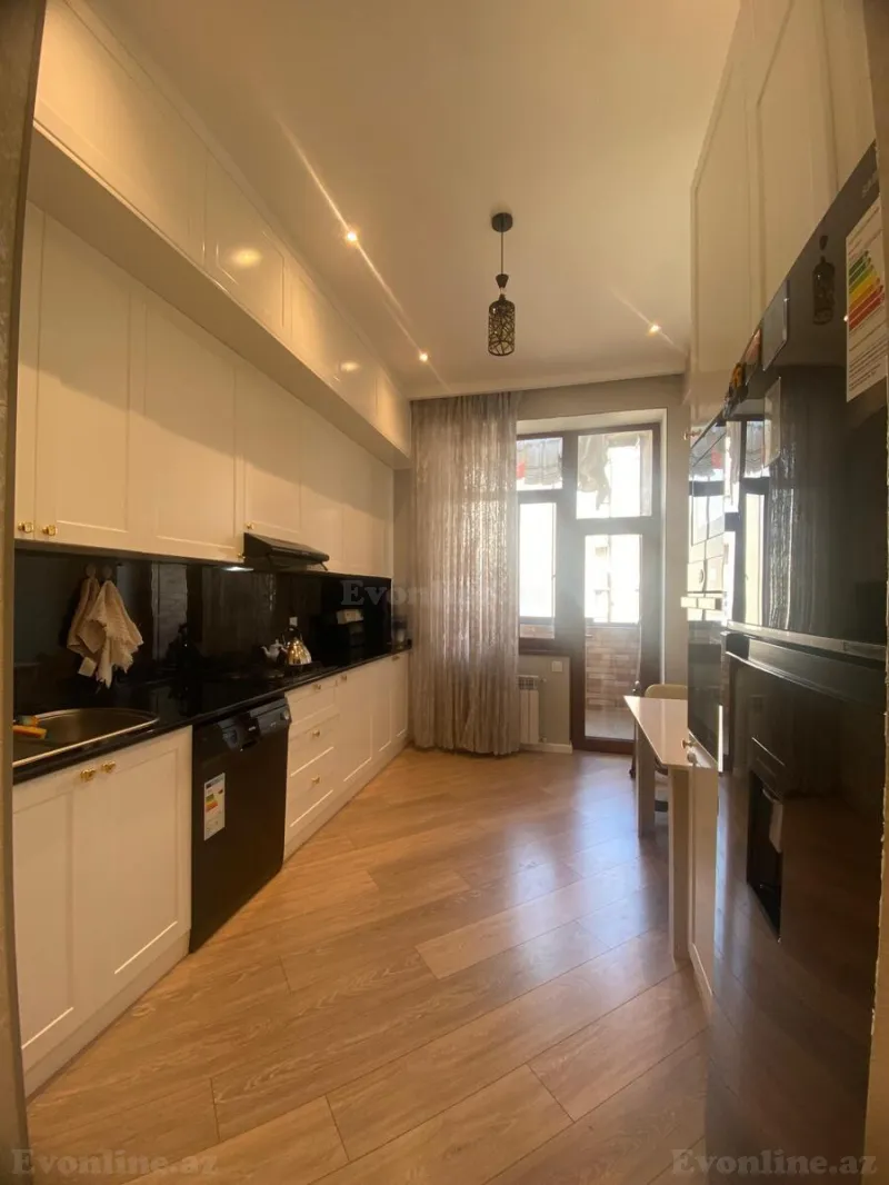 Satılır 3 otaqlı Mənzil Yeni tikili 120 m² Həzi Aslanov m. - şəkil 6
