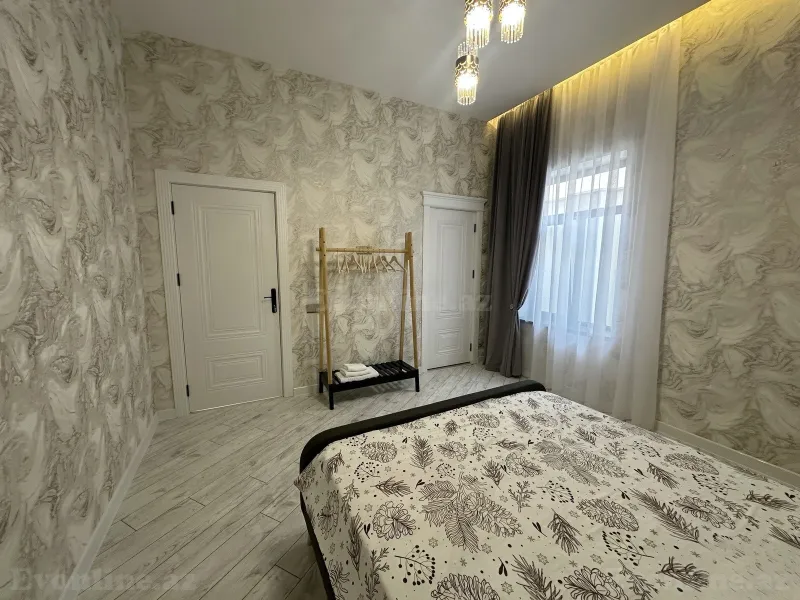Kirayə verilir 4 otaqlı Həyət evi 150 m² Şüvəlan - şəkil 14